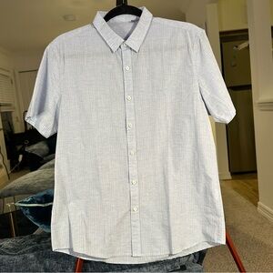 Short Sleeve Button-Up Collared Shirt in Light Blue Stripe